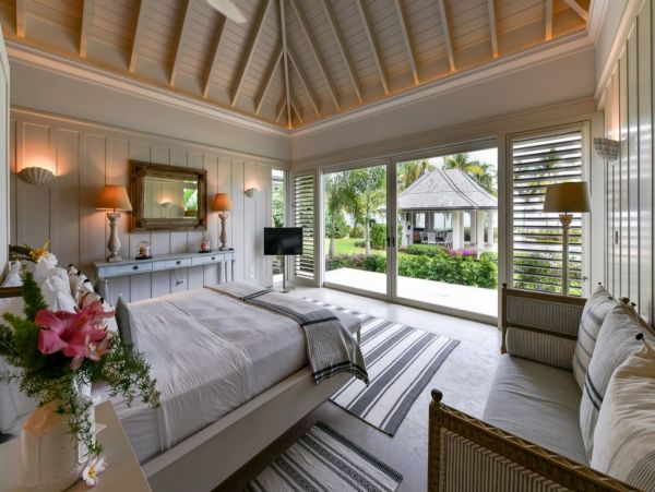 Antigua Barbuda Home 1003137