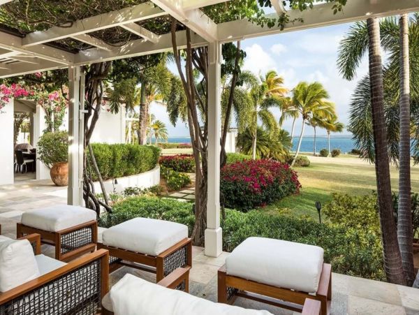 Antigua Barbuda Home 1003138