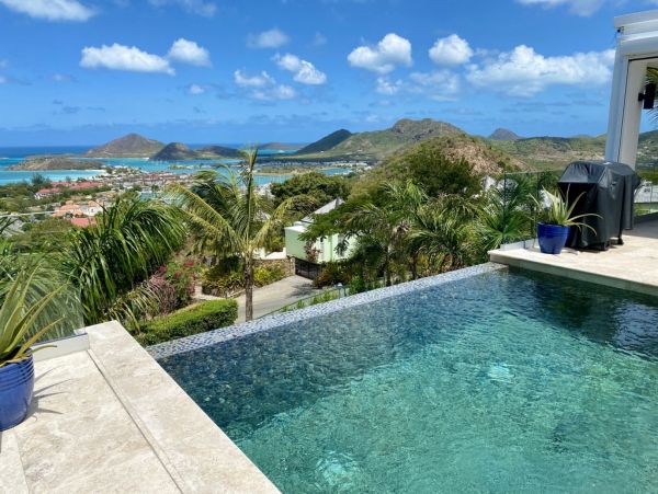 Antigua Barbuda Home 1003140