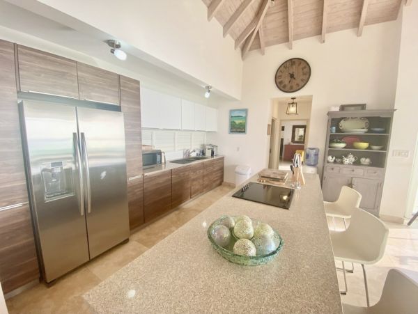 Antigua Barbuda Home 1003140