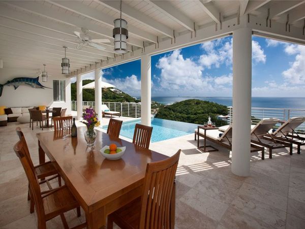 St. Thomas Home 1003145