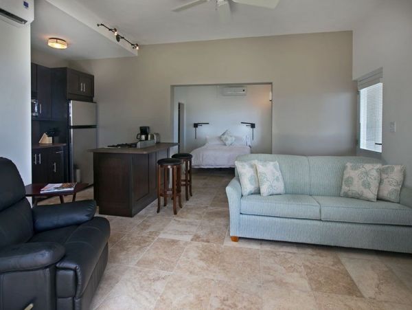 St. Thomas Home 1003145