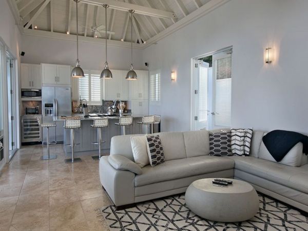 St. Thomas Home 1003145