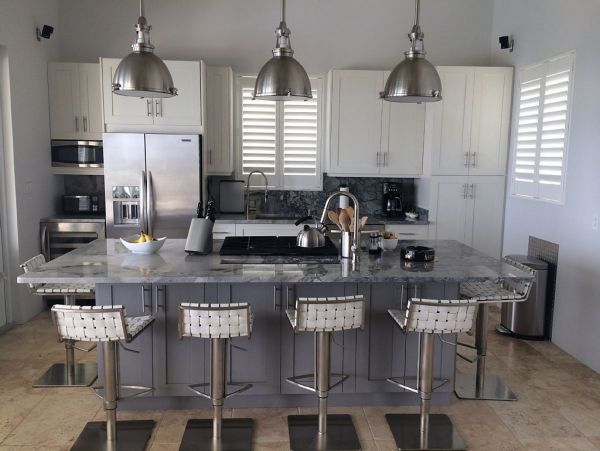 St. Thomas Home 1003145