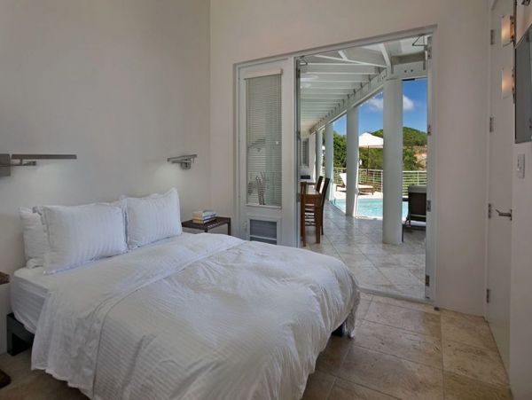 St. Thomas Home 1003145