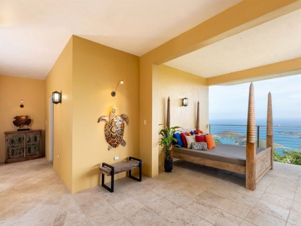 Charlotte Amalie Harbour  Luxury villa