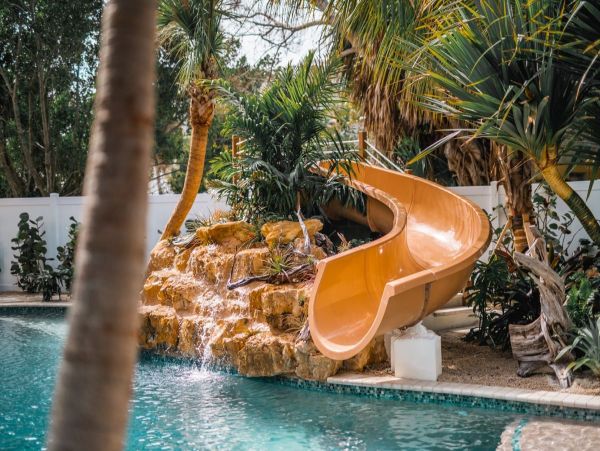 Luxury Siesta Key Vacation Rental Home - Steps from the Beach
