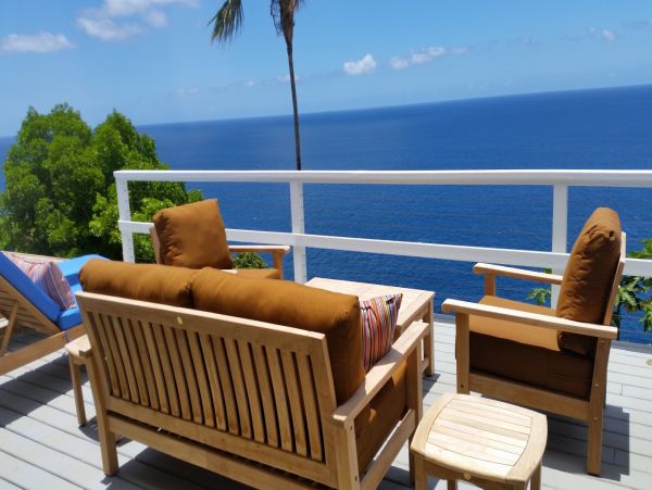 St. Thomas Home 1003148
