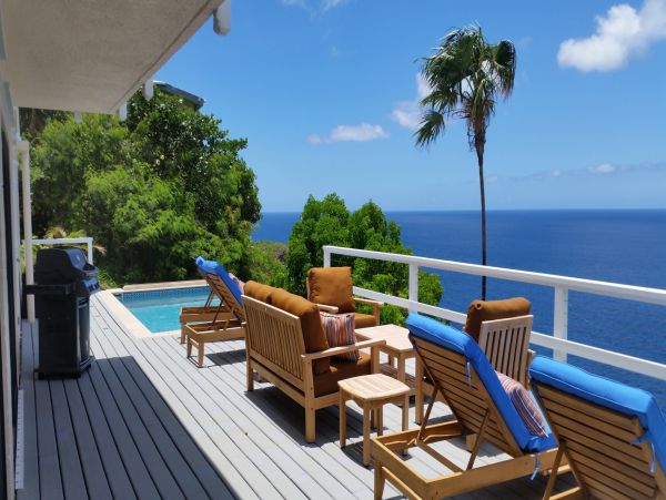 St. Thomas Home 1003148