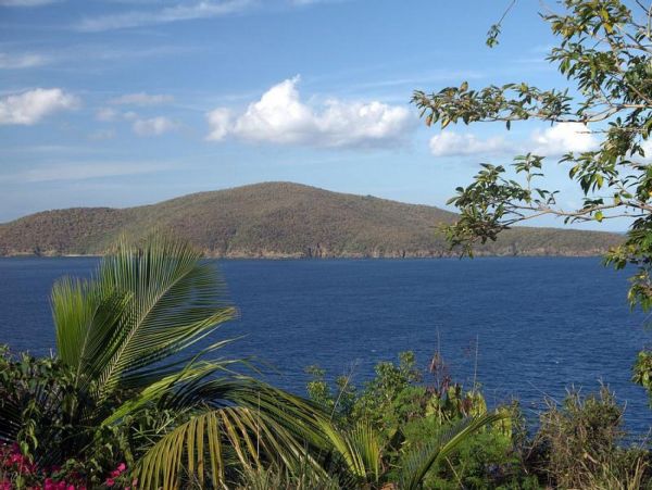 St. Thomas Home 1003148