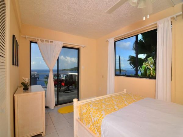 St. Thomas Home 1003148