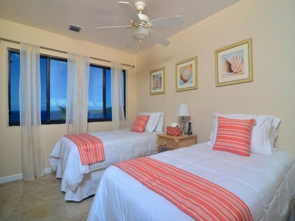 St. Thomas Home 1003148