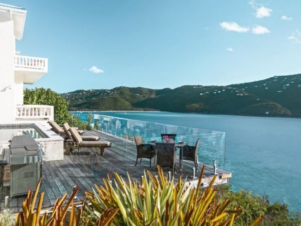 St. Thomas Home 1003150