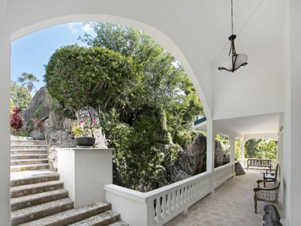 St. Thomas Home 1003150