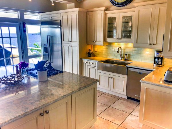 St. Thomas Home 1003152