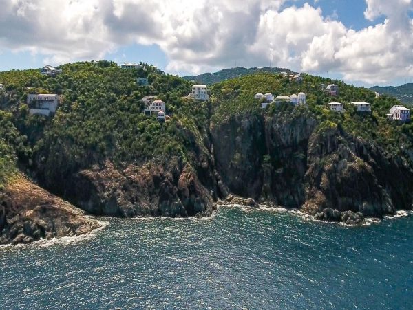 Luxurious Caribbean Retreat with Stunning Ocean Views