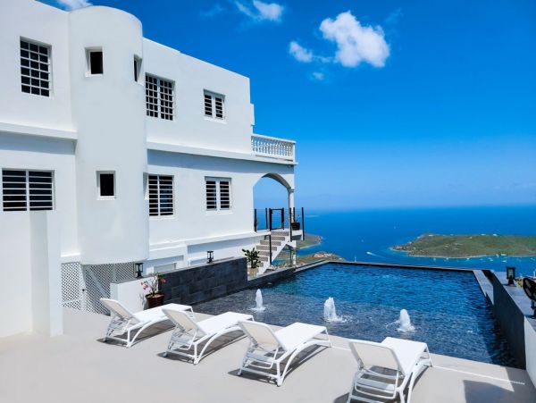 St. Thomas Home 1003155