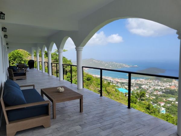 St. Thomas Home 1003155