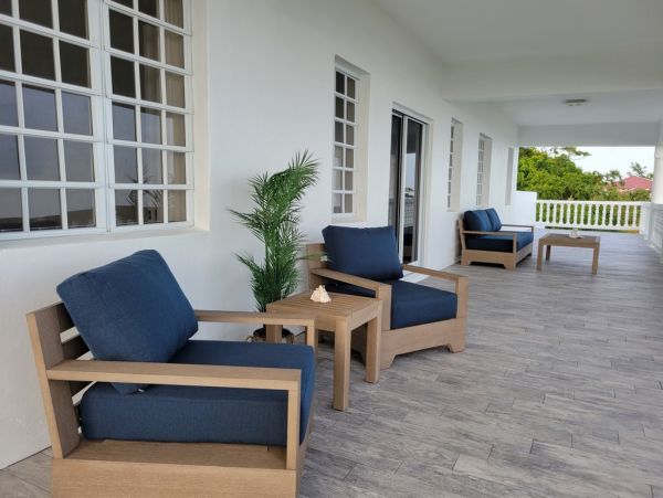 St. Thomas Home 1003155