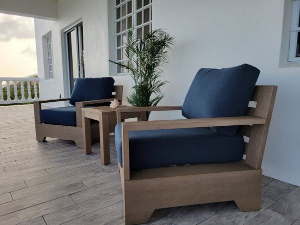 St. Thomas Home 1003155