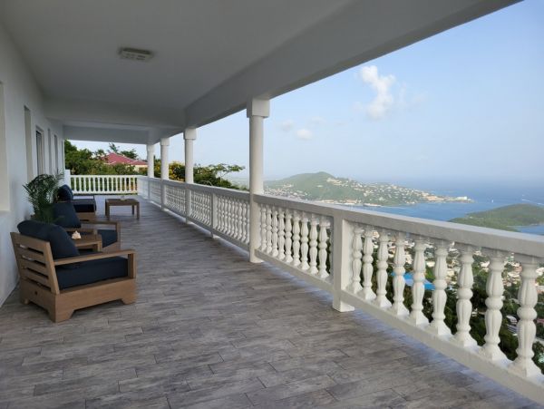 St. Thomas Home 1003155