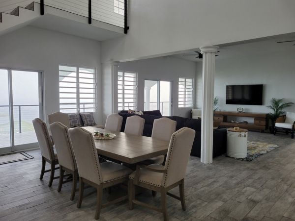 St. Thomas Home 1003155