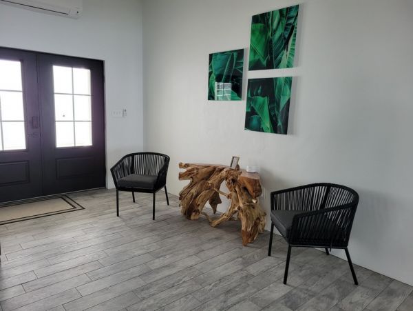 St. Thomas Home 1003155
