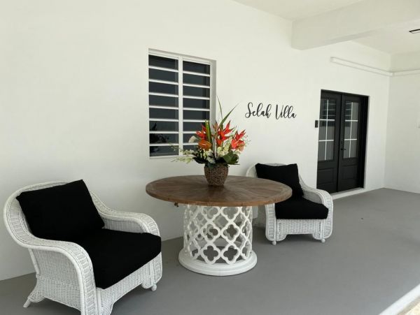 St. Thomas Home 1003155