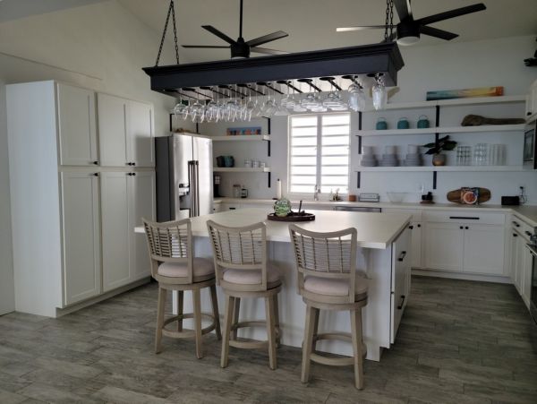 St. Thomas Home 1003155