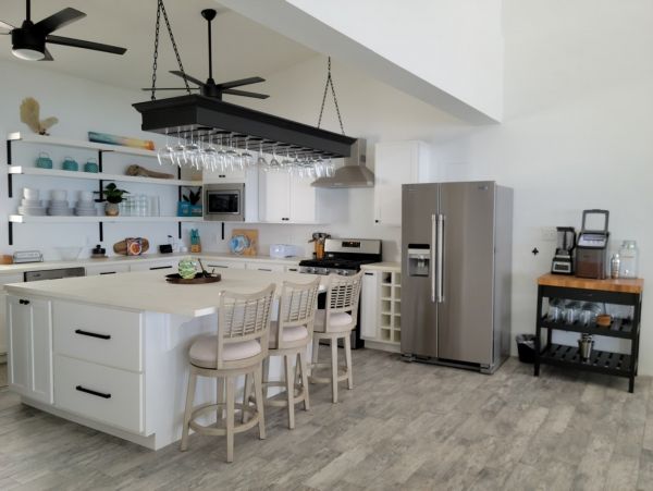 St. Thomas Home 1003155