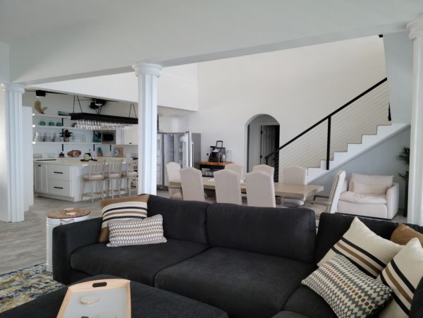 St. Thomas Home 1003155