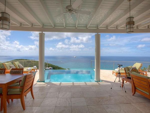 St. Thomas Home 1003156