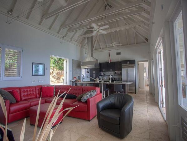 St. Thomas Home 1003156