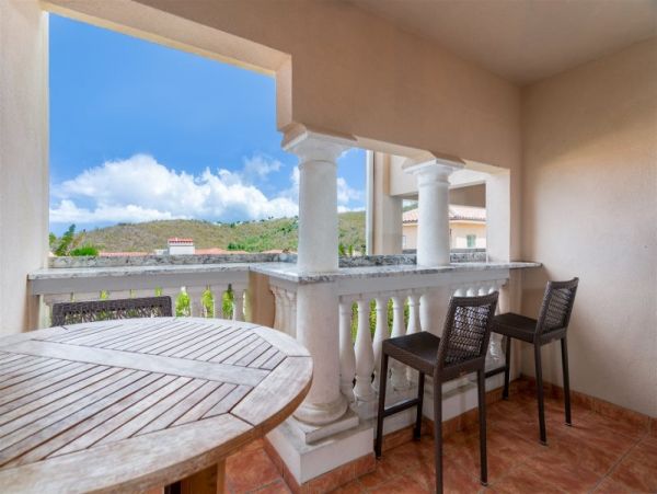 St. John Home 1003159