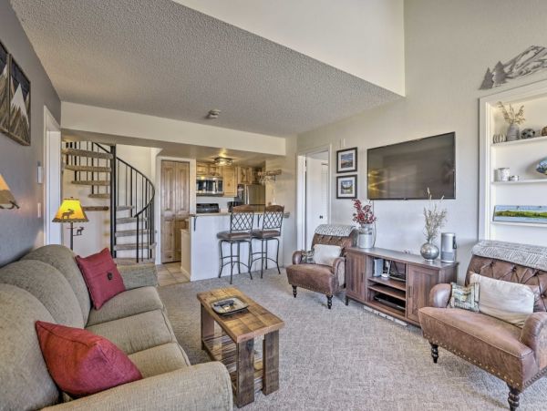 Granby Vacation Ski In Ski Out Condo 2 Bedroom Sleeps Six