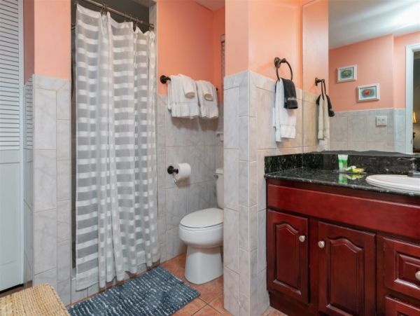 St. John Home 1003163