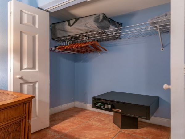 St. John Home 1003163