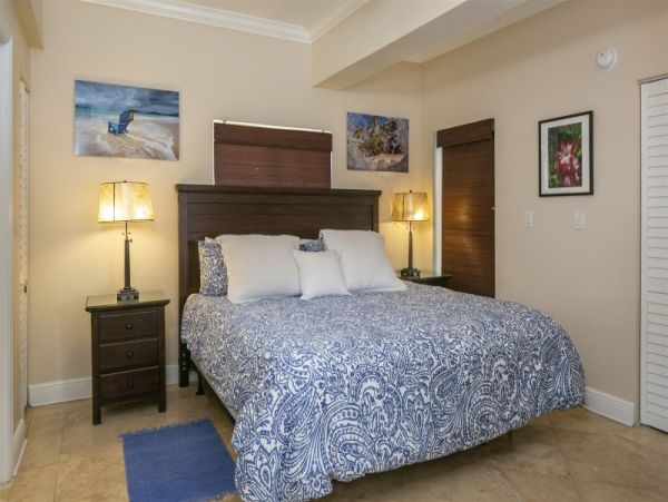 St. John Home 1003173