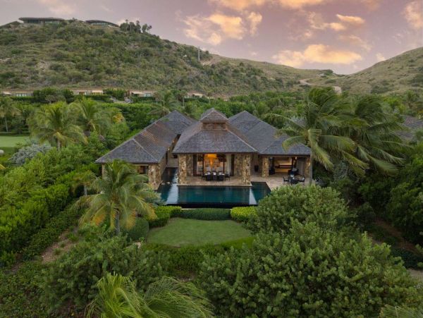British Virgin Islands Home 1003178