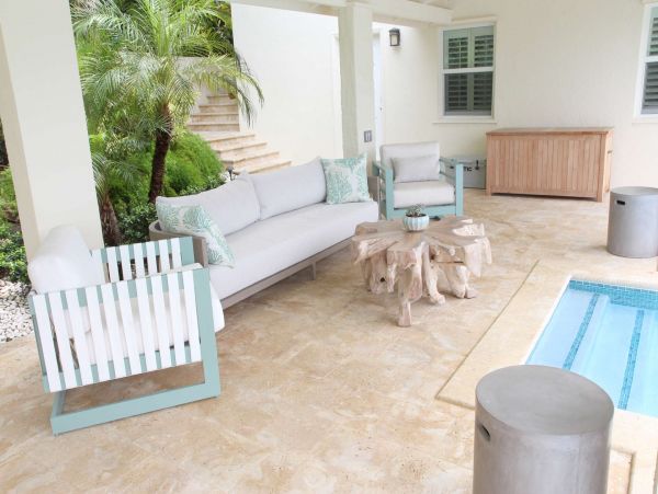 Luxury Vacation Pool Villa in St. Thomas with Bay Views