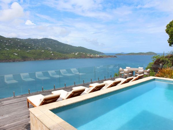 Luxury Vacation Pool Villa in St. Thomas with Bay Views