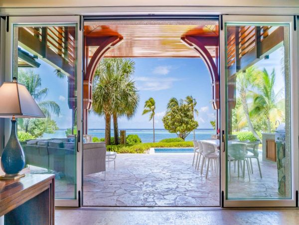 British Virgin Islands Home 1003184