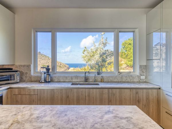 British Virgin Islands Home 1003186