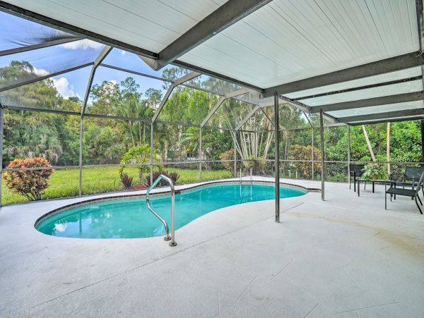 South Naples home with Private pool