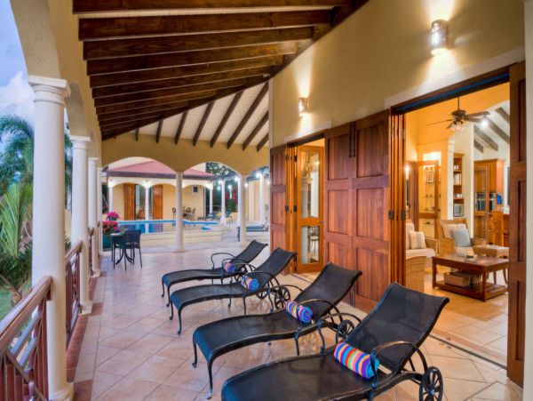 Tuscan-Inspired Villa with Infinity Pool & Main House & Guest House