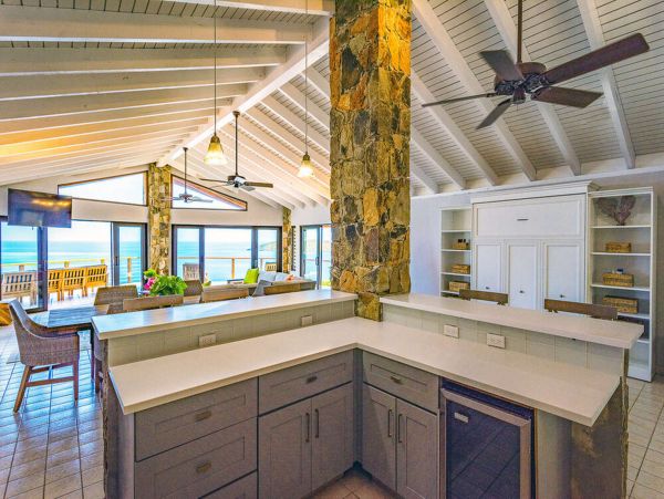 2 Bedroom With Spectacular Ocean Views