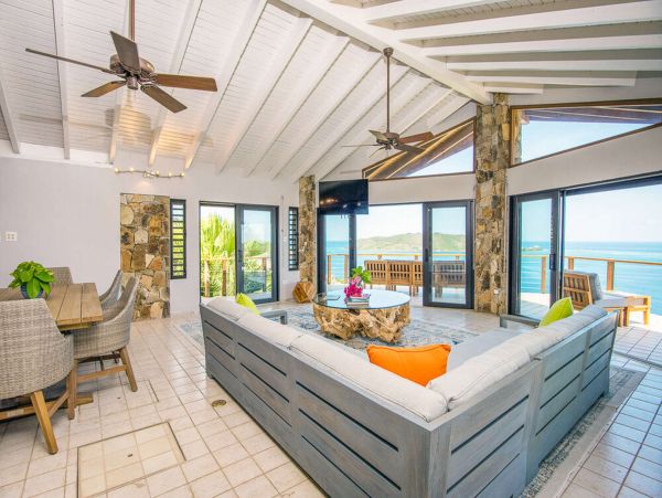 2 Bedroom With Spectacular Ocean Views
