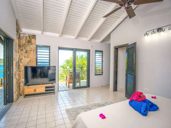 2 Bedroom With Spectacular Ocean Views