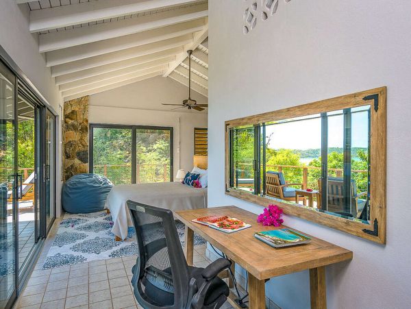 2 Bedroom With Spectacular Ocean Views