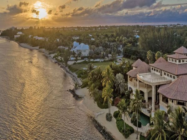 Cayman Islands Home 1003224